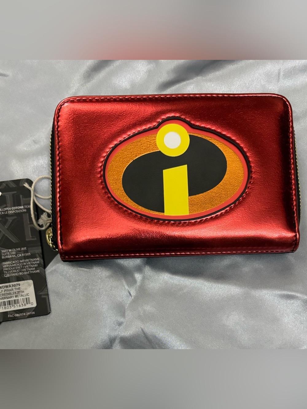 The Incredibles 20th Anniversary Metallic Cosplay Zip Around Wallet